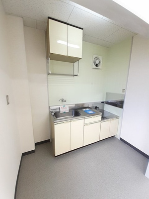 【キッチン】 | 葛島3丁目　倉庫付事務所YH | 給湯室