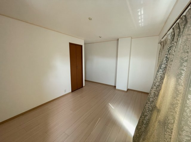 マンション北川の洋室