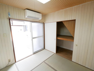 【設備】 | 太秦百合ケ本町貸家 | １F　エアコンあり