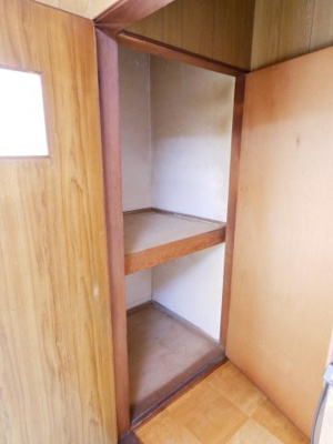 【収納】 | 太秦百合ケ本町貸家 | 押し入れ