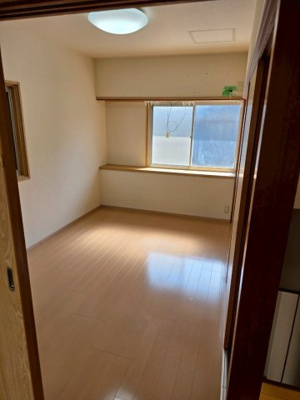 【居間・リビング】 | 勧修寺西栗栖野町貸家