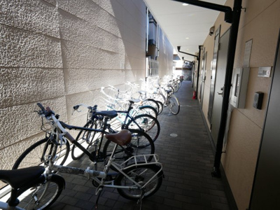 【その他共用部分】 | フラッティ吉野町B | 駐輪スペース