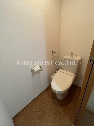 コンフォート松ヶ枝Ⅱのトイレ|ウォシュレット完備です