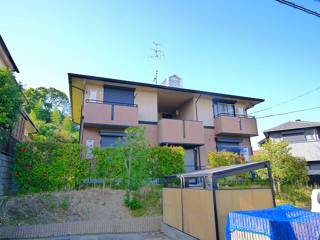 カワゼハイツ桜が丘2の外観|おしゃれな外観です