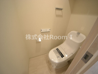 【トイレ】 | ＯＰＵＳ　ＲＥＳＩＤＥＮＣＥ　ＳＨＩＮＳＡＩＢＡＳＨＩ　ＳＯＵＴＨ | トイレです