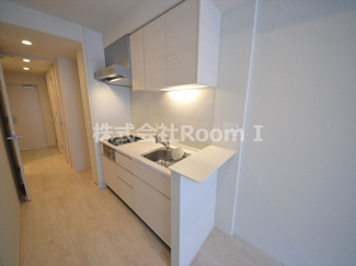 【キッチン】 | ＯＰＵＳ　ＲＥＳＩＤＥＮＣＥ　ＳＨＩＮＳＡＩＢＡＳＨＩ　ＳＯＵＴＨ | きれいなキッチンです