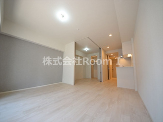 【居間・リビング】 | ＯＰＵＳ　ＲＥＳＩＤＥＮＣＥ　ＳＨＩＮＳＡＩＢＡＳＨＩ　ＳＯＵＴＨ | ゆったりとした居間です