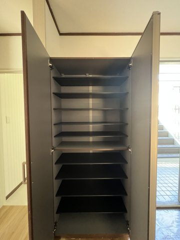 セジュール碧Ａの玄関|シューズボックス