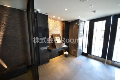 【ロビー】 | プレサンス松屋町ヴェルデス | ゆとりのあるロビーです