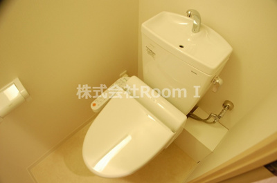 【トイレ】 | プレサンス上町台リベルテ | ゆったりとした空間のトイレです