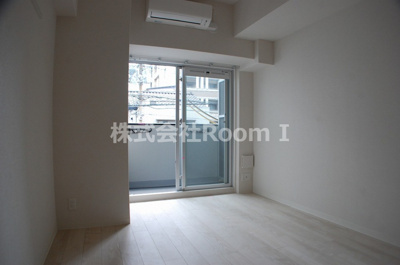 【洋室】 | プレサンス上町台リベルテ | コンパクトで使いやすい洋室です