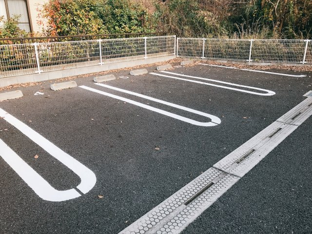 グランパール不動ヶ岡Ⅰの駐車場