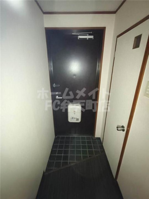 【玄関】 | ボンジュールビル