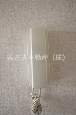 【セキュリティ】 | アーバンコート佐藤 | TVモニター付きインターホンに変更可能