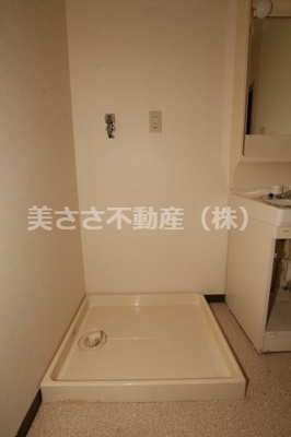 【洗面所】 | アーバンコート佐藤 | 室内洗濯機置き場