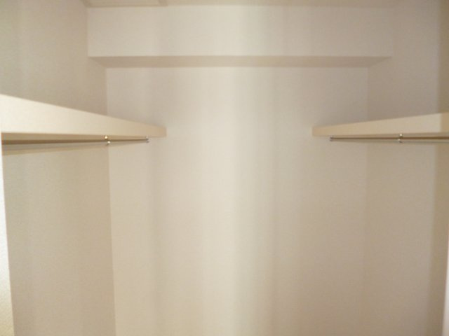 グローリーの収納