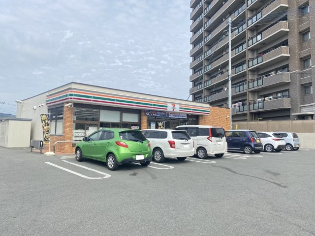 【周辺】 | 西区出町　 | セブン-イレブン 熊本池田１丁目店まで120m