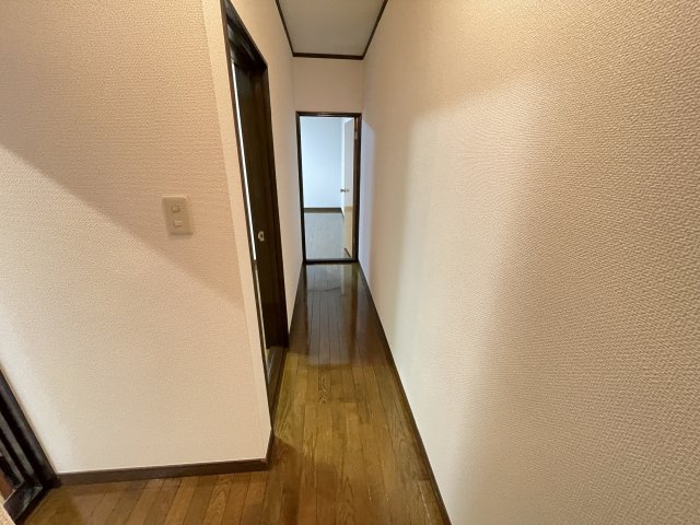 オータム桃山A|廊下です