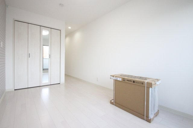 クリエオーレ近江堂 ( 近畿大学 一人暮らし )の洋室