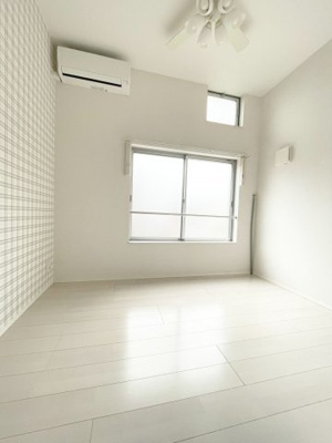 【居間・リビング】 | クラウドガーデン 吉塚 | 別号室の写真になります。現況優先。