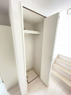 【収納】 | クラウドガーデン 吉塚 | 別号室の写真になります。現況優先。