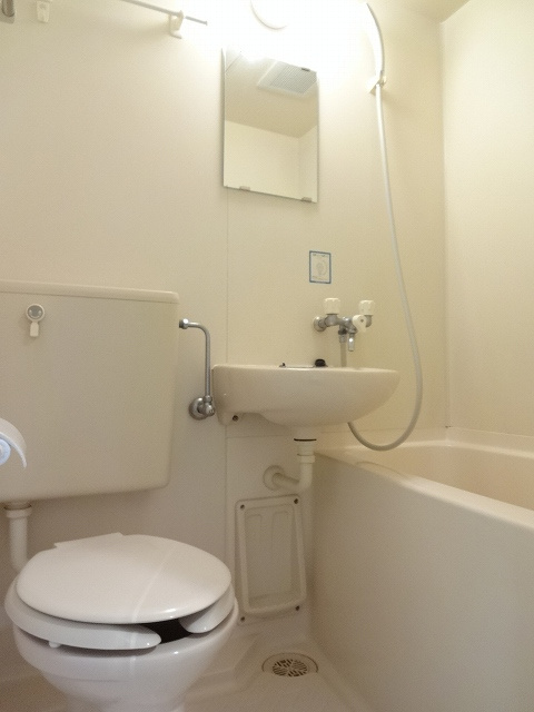 サニーテラスの浴室