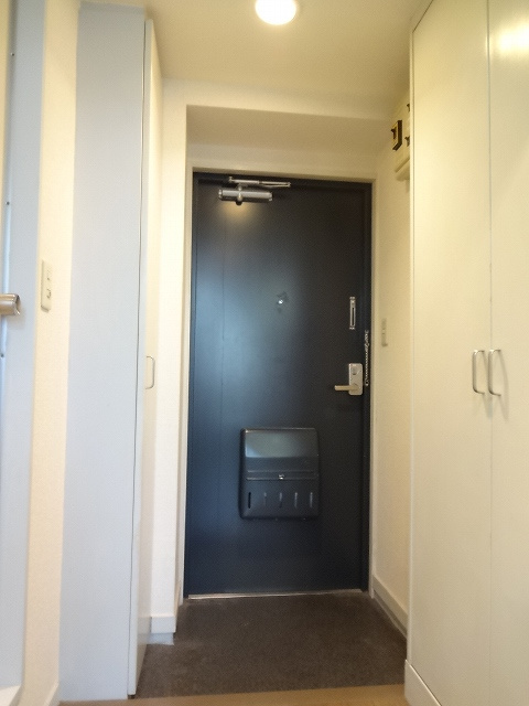 サニーテラスの玄関