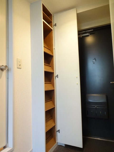 サニーテラスの玄関