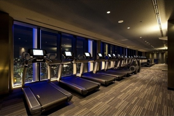 新宿区新宿６丁目の賃貸マンションのその他|フィットネス