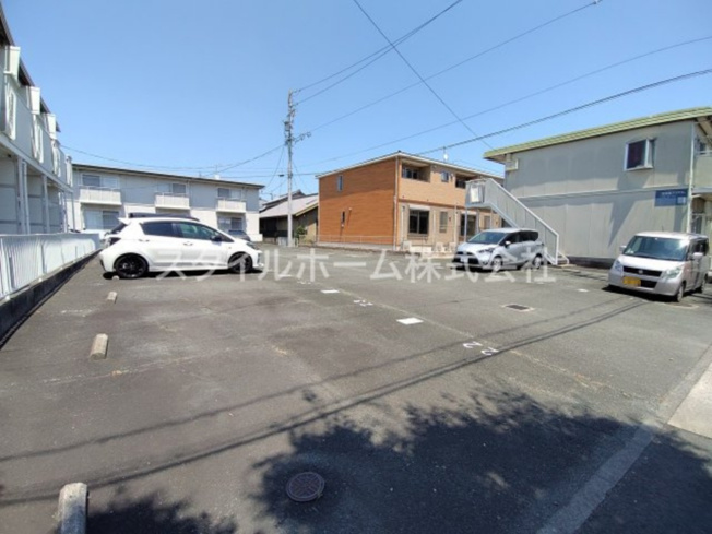 【駐車場】 | サンコーポ山田　C | 車をお持ちの方に嬉しい駐車場付きの物件です