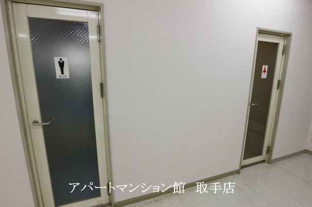 山中屋本店ビルの内装