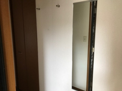 【玄関】 | ウィルモア黒田 B棟