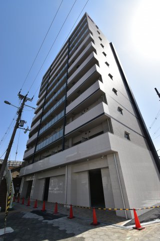 LIVIAZ NANBA　RENOM
