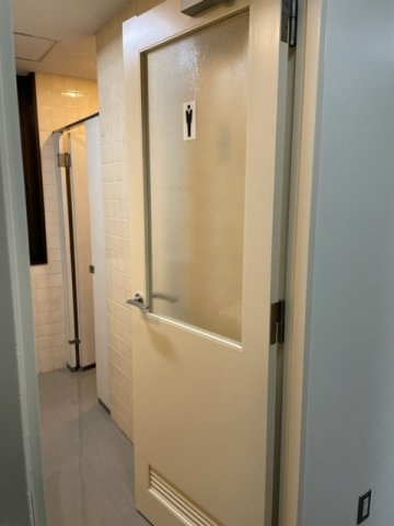 林三番町ビルのトイレ