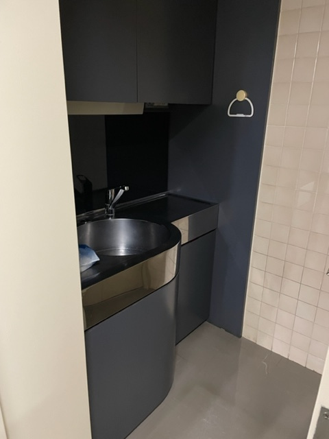 林三番町ビルのキッチン