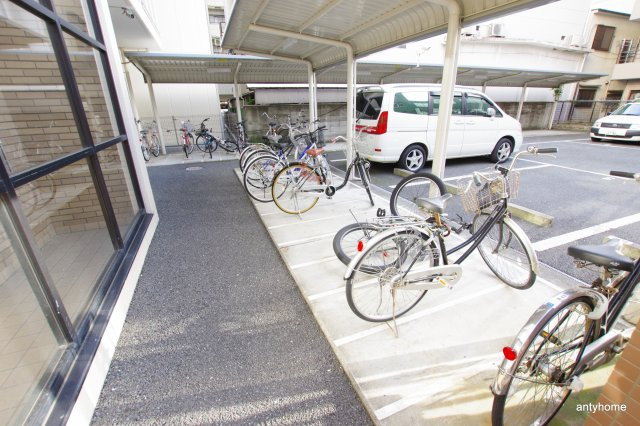 DO-Z　の駐車場