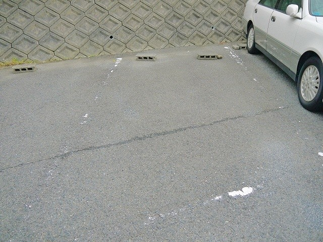 森本モータープール