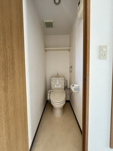 メゾンドリビドーⅡのトイレ|イメージ707号室の写真