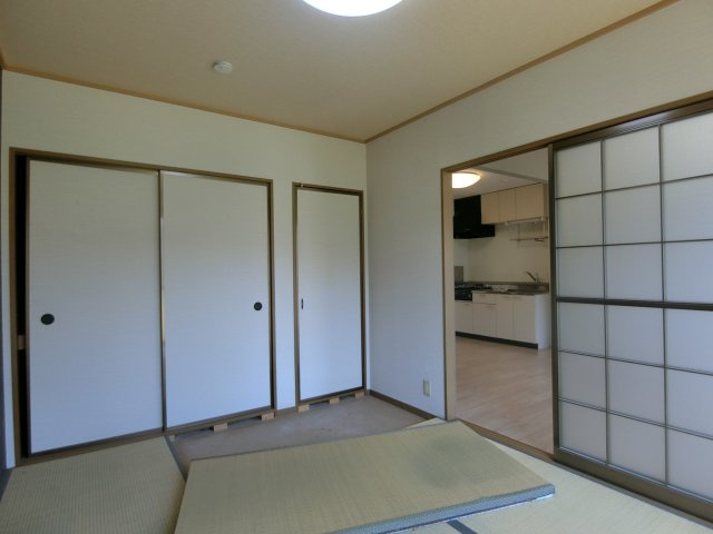 ヴィラージュ　B棟の和室|和室→洋室に変更