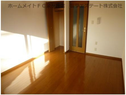 リヴェール東野の洋室|ゆったりした洋室です