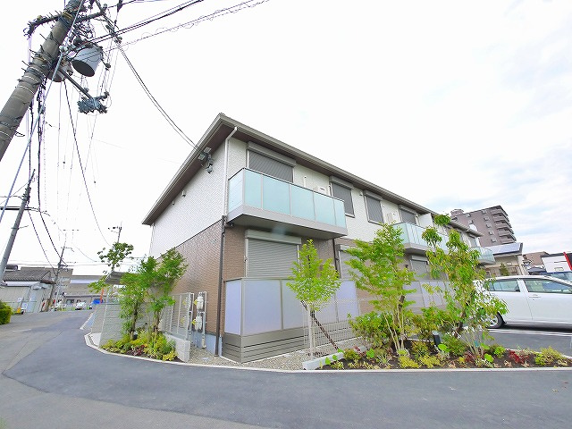 Ｓｈａ　Ｍａｉｓｏｎ　Ｃｌｏｃｈｅｔｔｅの外観|外はこのようになっています