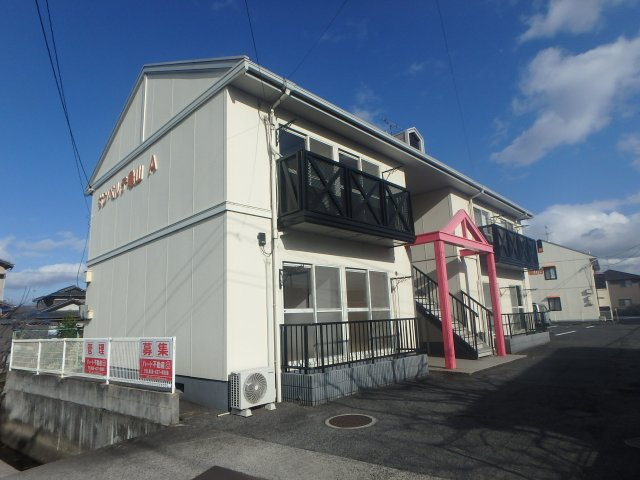 サンベルテ亀山 Ａ棟