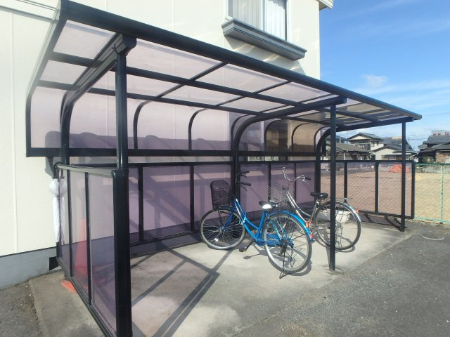 サンベルテ亀山 Ａ棟のその他共用部分|羽島　サンベルテ亀山　2LDK　駐輪場