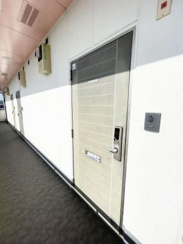 【玄関】 | ワンルームアパートメントＵＥＨＩＲＡ