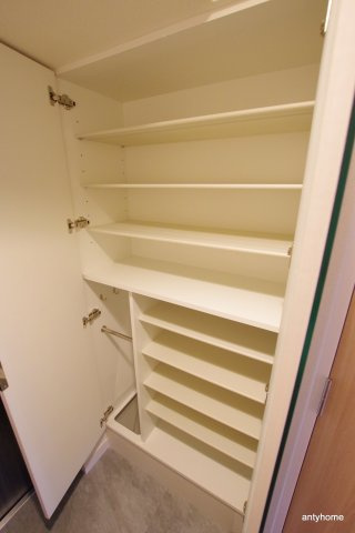 プレサンス北浜オリジン　仲介手数料無料の収納