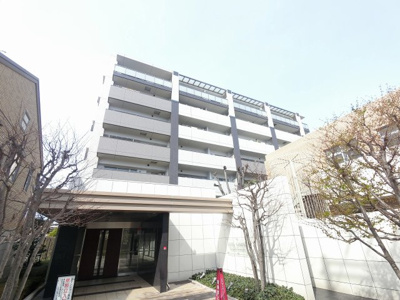 【外観】 | レクセルガーデン川崎殿町 | 総戸数６４戸、平成１９年３月築、管理人は巡回勤務につき管理体制良好です♪