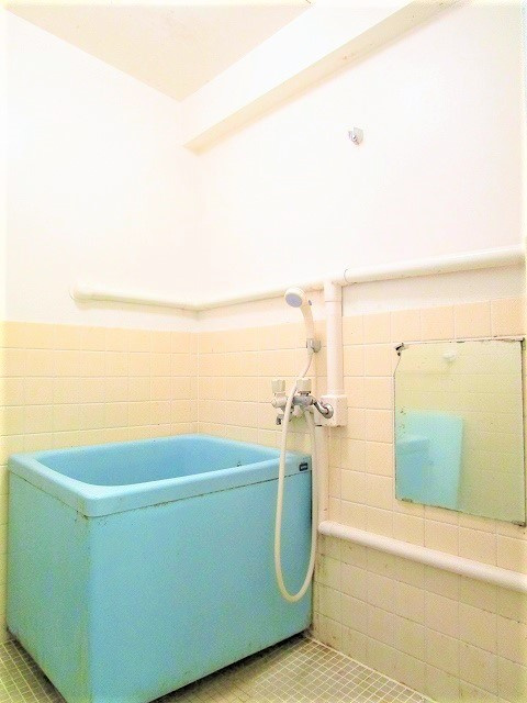 荏原食販ビルの浴室