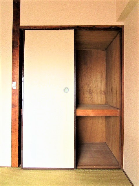 荏原食販ビルの収納