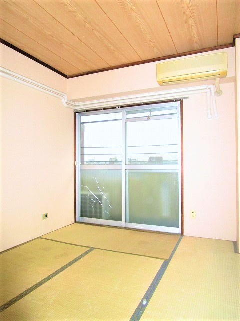 荏原食販ビルの和室