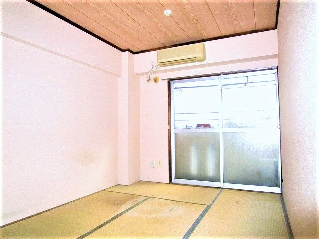 荏原食販ビルの寝室